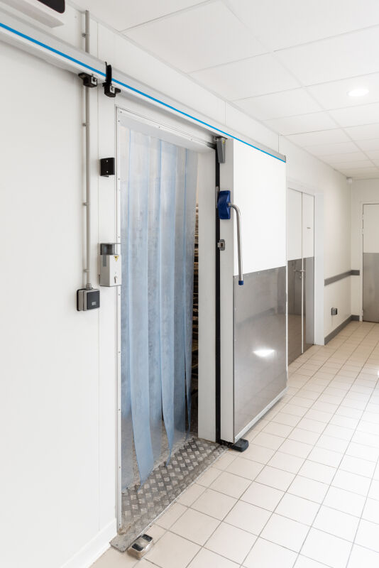 DREYER - Porte coulissante négative pour chambre froide